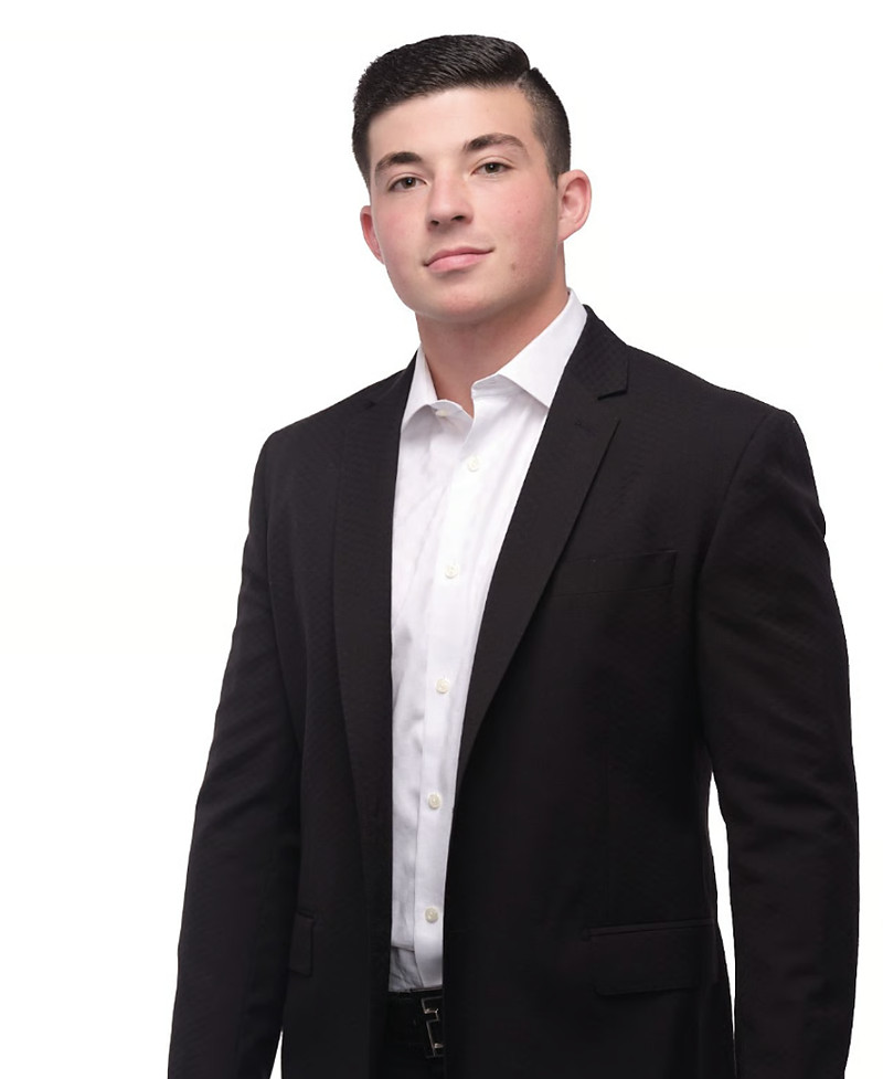 Chase Farache, Broker Associate with Silver Lining Realty Group